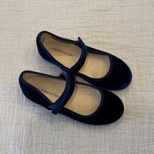 Childrenchic Navy Velvet Mary Jane Shoes, sz 32 (US 1.5y)